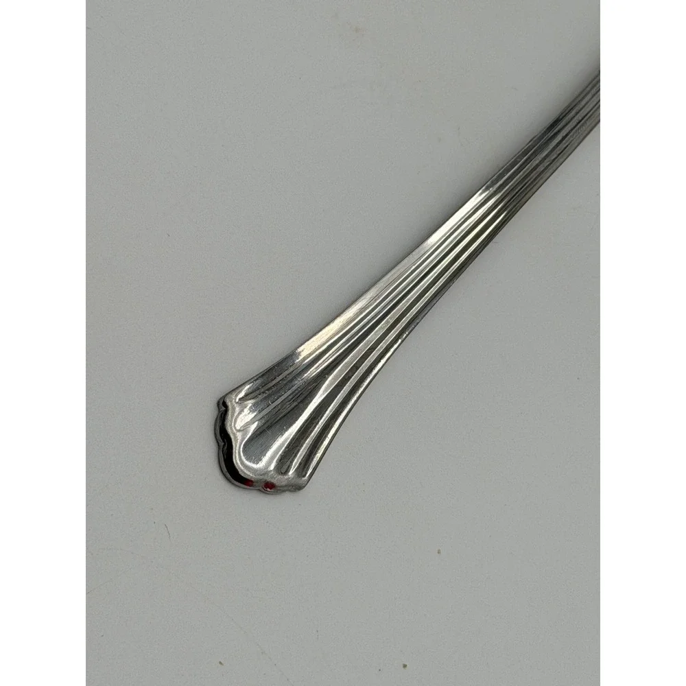Stainless Korea Pie Cake Server Ribbed Fluted Handle Silver Polished Finish
